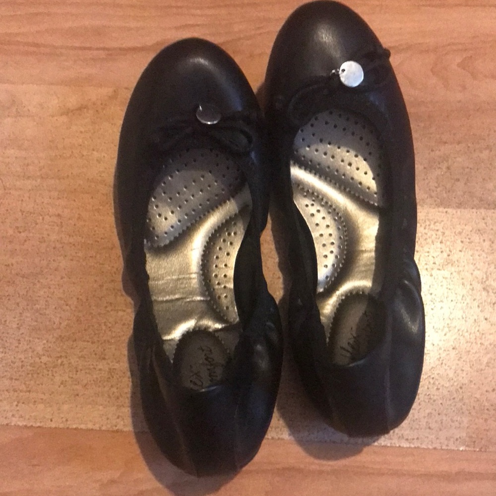 Black flats